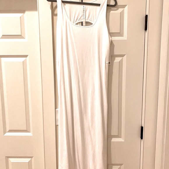 Lululemon midi dress - Picture 1 of 4